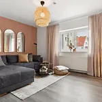 June Stilvolle Neue In - Zentral, Kostenfrei Parken, 2 Schlafzimmer Apartment Detmold