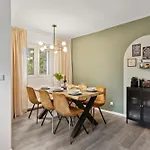 June Stilvolle Neue In - Zentral, Kostenfrei Parken, 2 Schlafzimmer Apartment Detmold