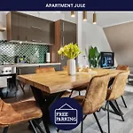 June Stilvolle Neue In - Zentral, Kostenfrei Parken, 2 Schlafzimmer Apartment Detmold