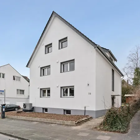 June Stilvolle Neue In - Zentral, Kostenfrei Parken, 2 Schlafzimmer