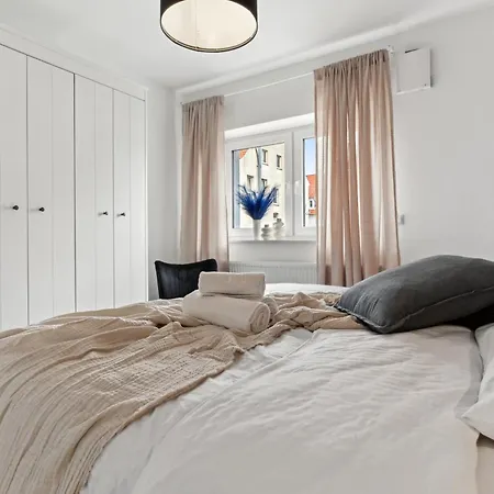 June I Design Highlight Mit Cafe Bar Apartment Detmold