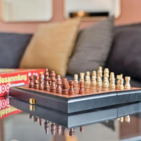 June Stilvolle Neue In - Zentral, Kostenfrei Parken, 2 Schlafzimmer *