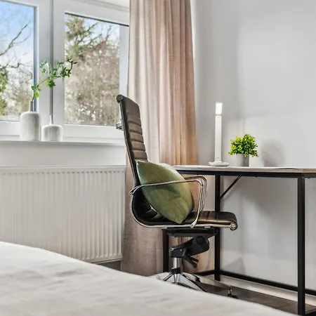 June Stilvolle Neue In - Zentral, Kostenfrei Parken, 2 Schlafzimmer *