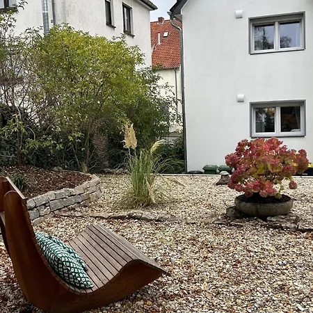 June Stilvolle Neue In - Zentral, Kostenfrei Parken, 2 Schlafzimmer *