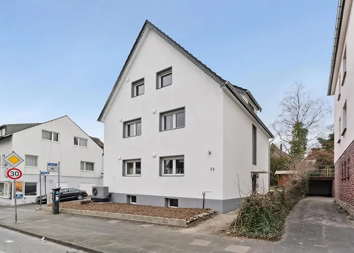 June Stilvolle Neue In - Zentral, Kostenfrei Parken, 2 Schlafzimmer