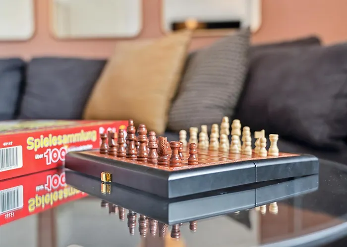 June Stilvolle Neue In - Zentral, Kostenfrei Parken, 2 Schlafzimmer *