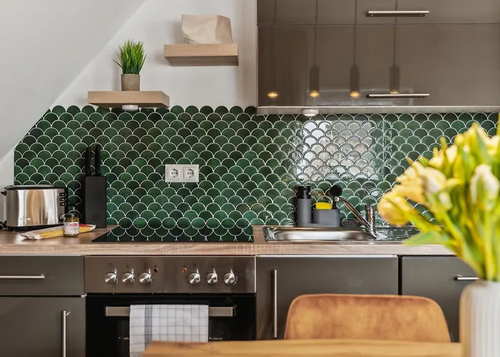 Апартаменты June Stilvolle Neue In - Zentral, Kostenfrei Parken, 2 Schlafzimmer